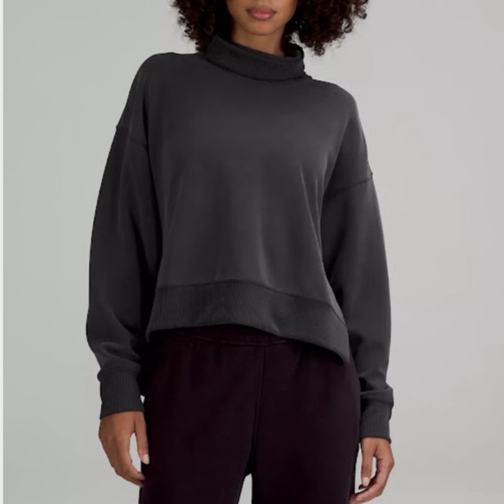 Lululemon Softstreme Turtleneck Pullover Black
